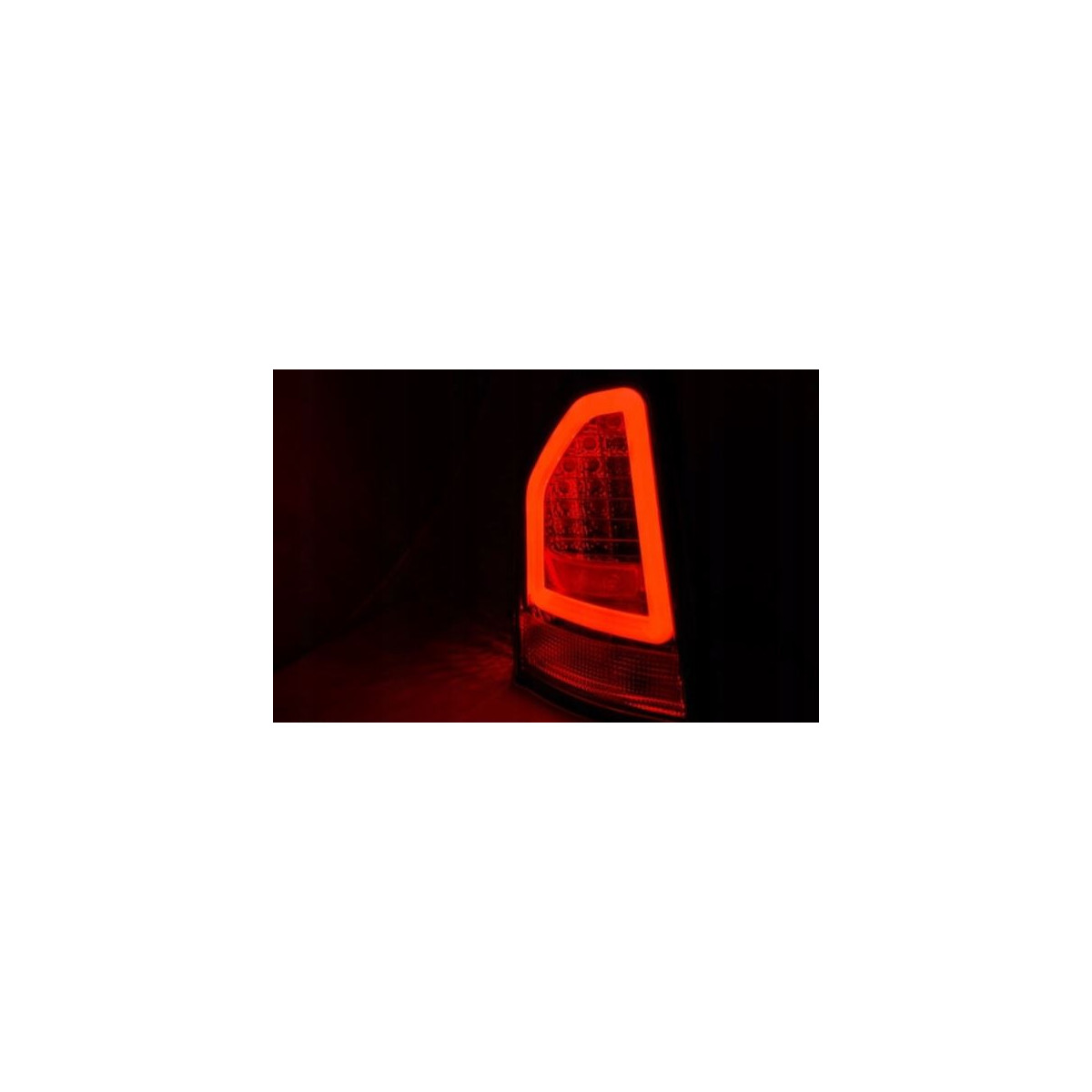 LAMPY CHRYSLER 300C 05-08 RED WHITE LED BAR