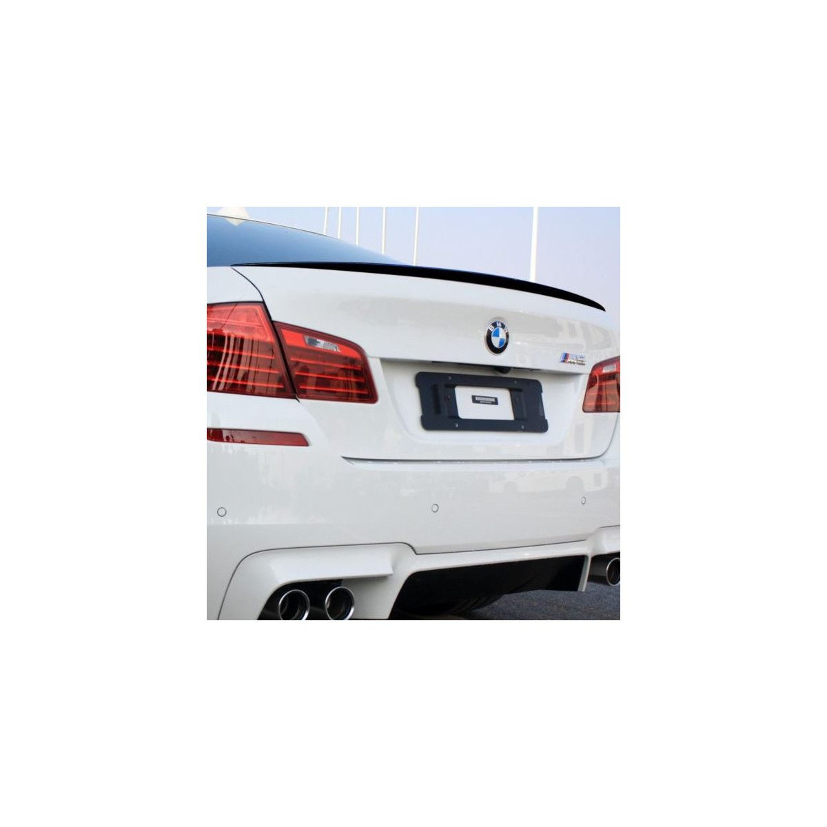 SPOILER NA KLAPĘ BMW F10 10-17 GLOSSY BLACK