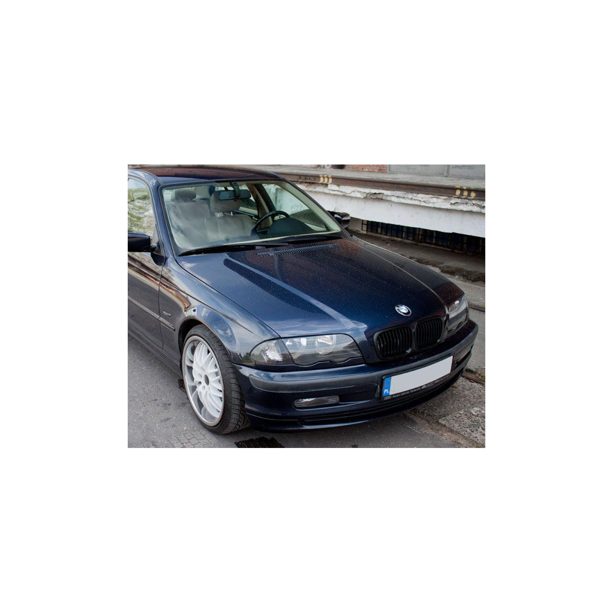 GRILL PRZEDNI BMW E46 98-01 CZARNY