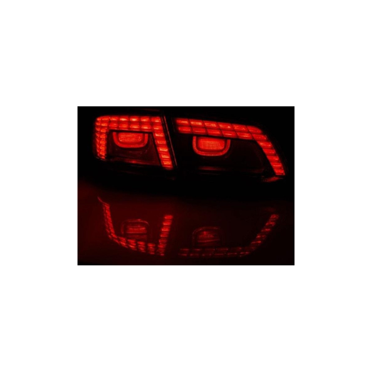 LAMPY VW PASSAT B7 SEDAN 10.10-10.14 RED SMOKE LED